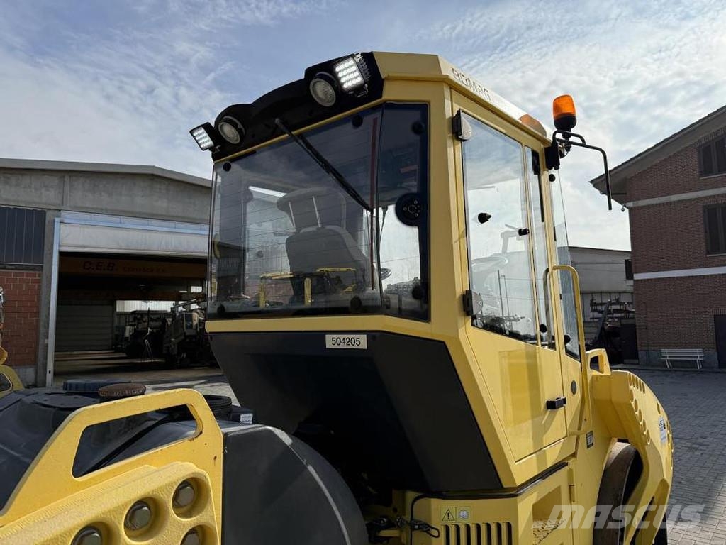 Bomag BW 151 AD-4 Valjci sa duplim bubnjem