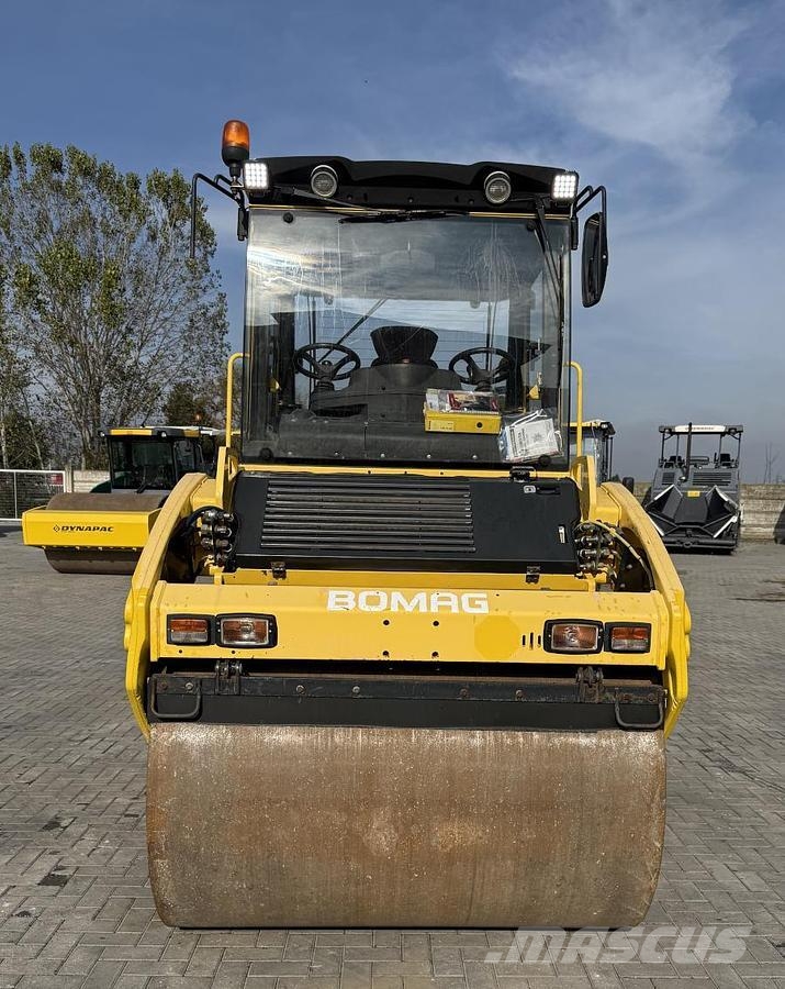 Bomag BW 151 AD-4 Valjci sa duplim bubnjem
