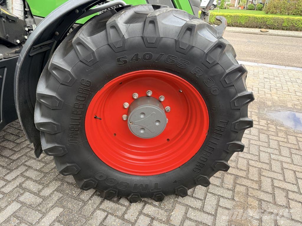 Fendt 720 Vario Power+ Gen 6 الجرارات