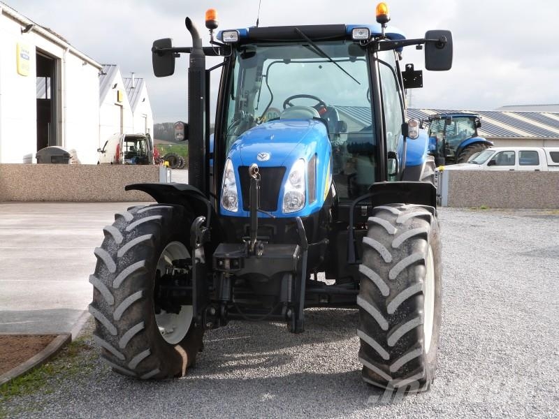 New Holland T6020 Delta Traktori