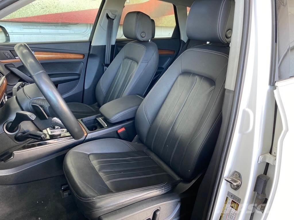 Audi Q5 Auto's
