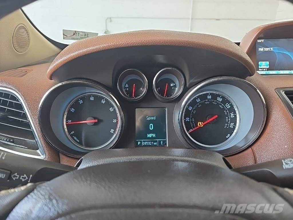 Buick Encore Avtomobili