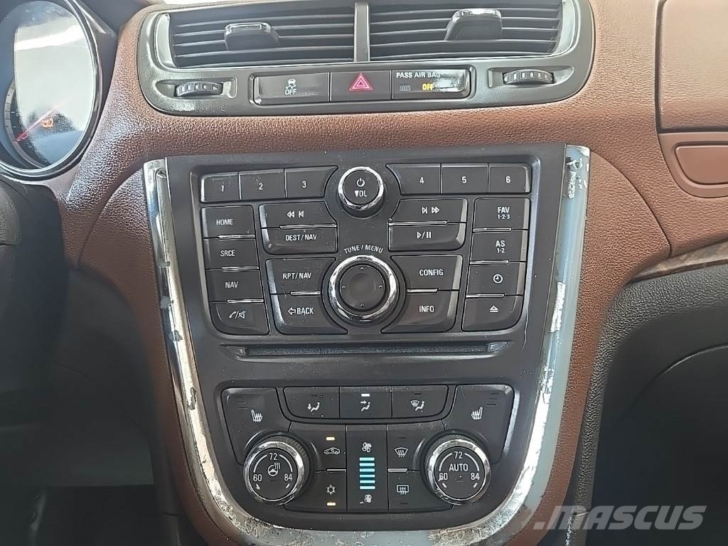 Buick Encore Avtomobili