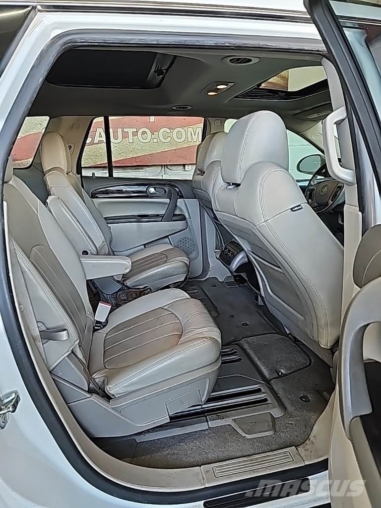 Buick Enclave Avtomobili