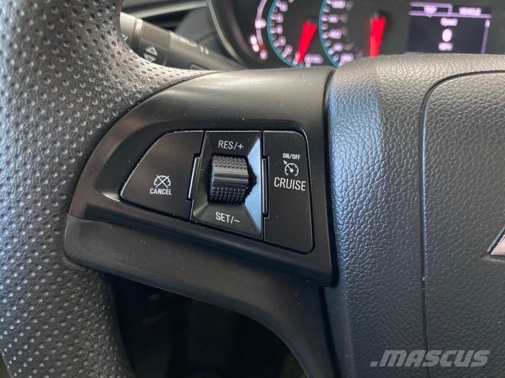 Chevrolet Trax Легковые автомобили