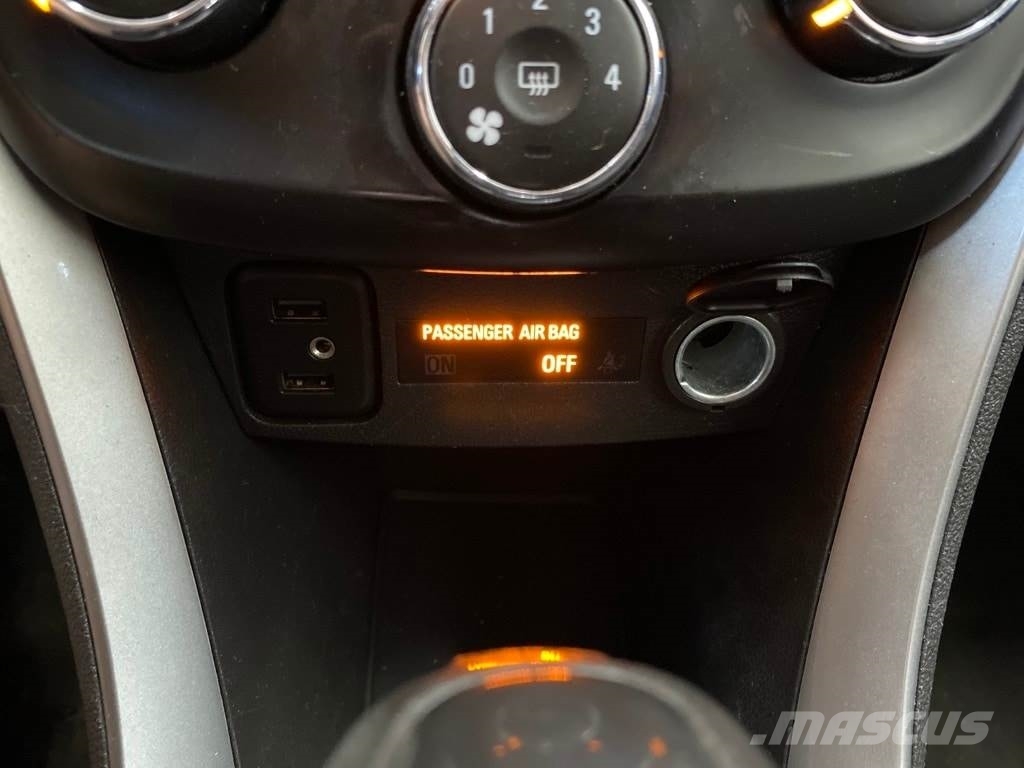 Chevrolet Trax Легковые автомобили
