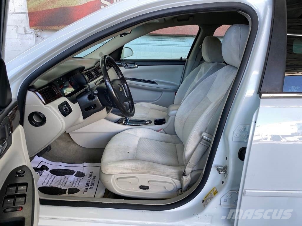 Chevrolet Impala 자동차