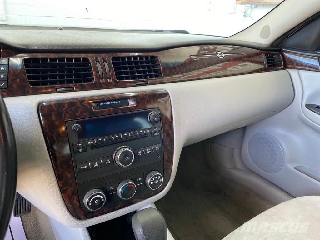 Chevrolet Impala 자동차