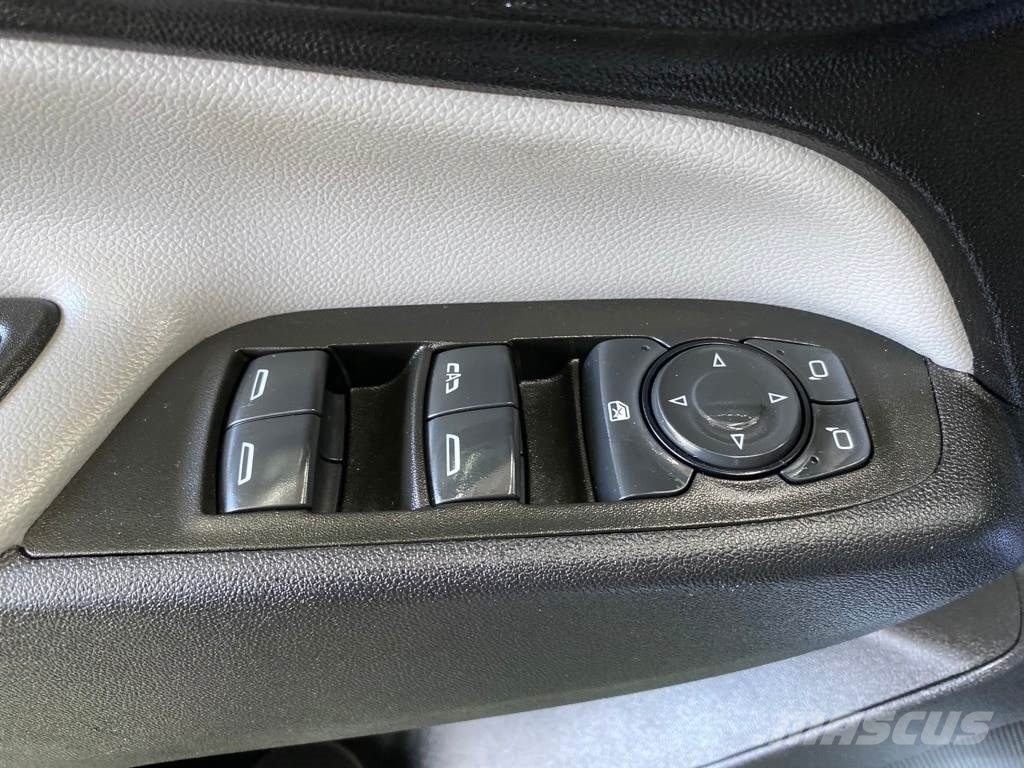 Chevrolet Equinox PKWs