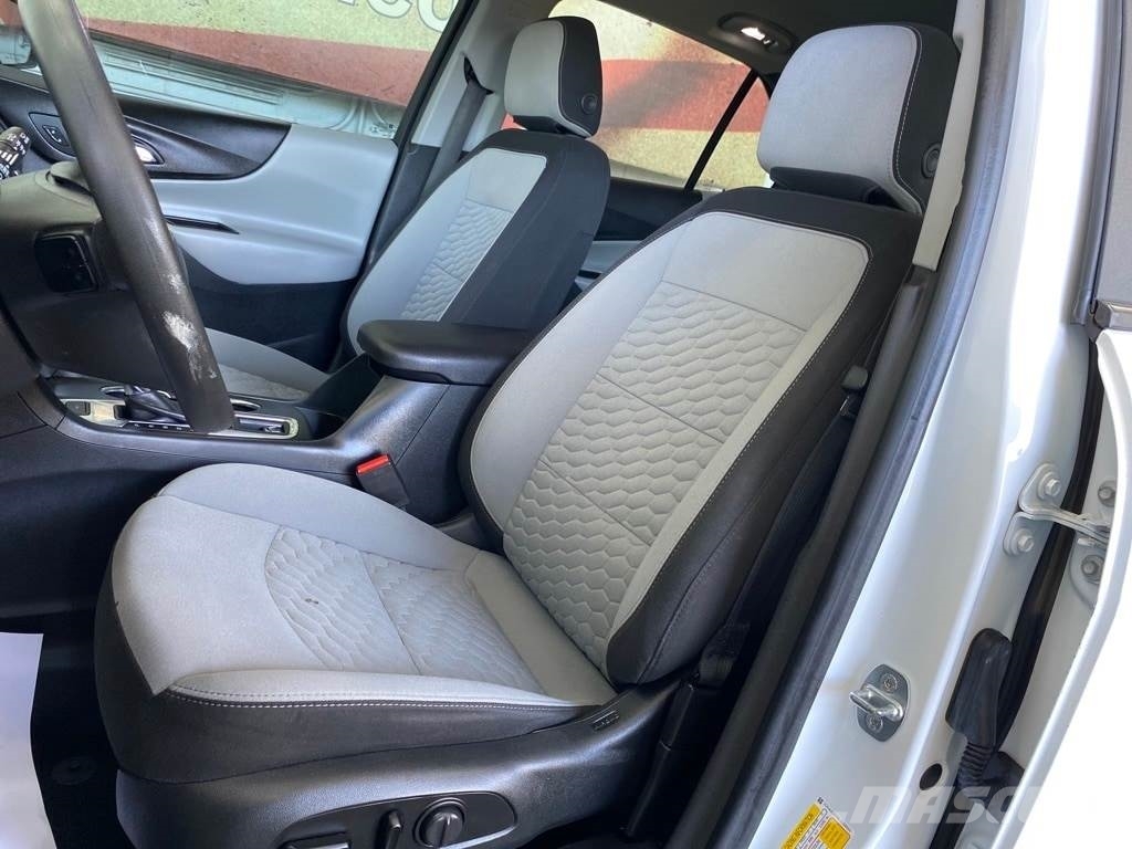 Chevrolet Equinox PKWs