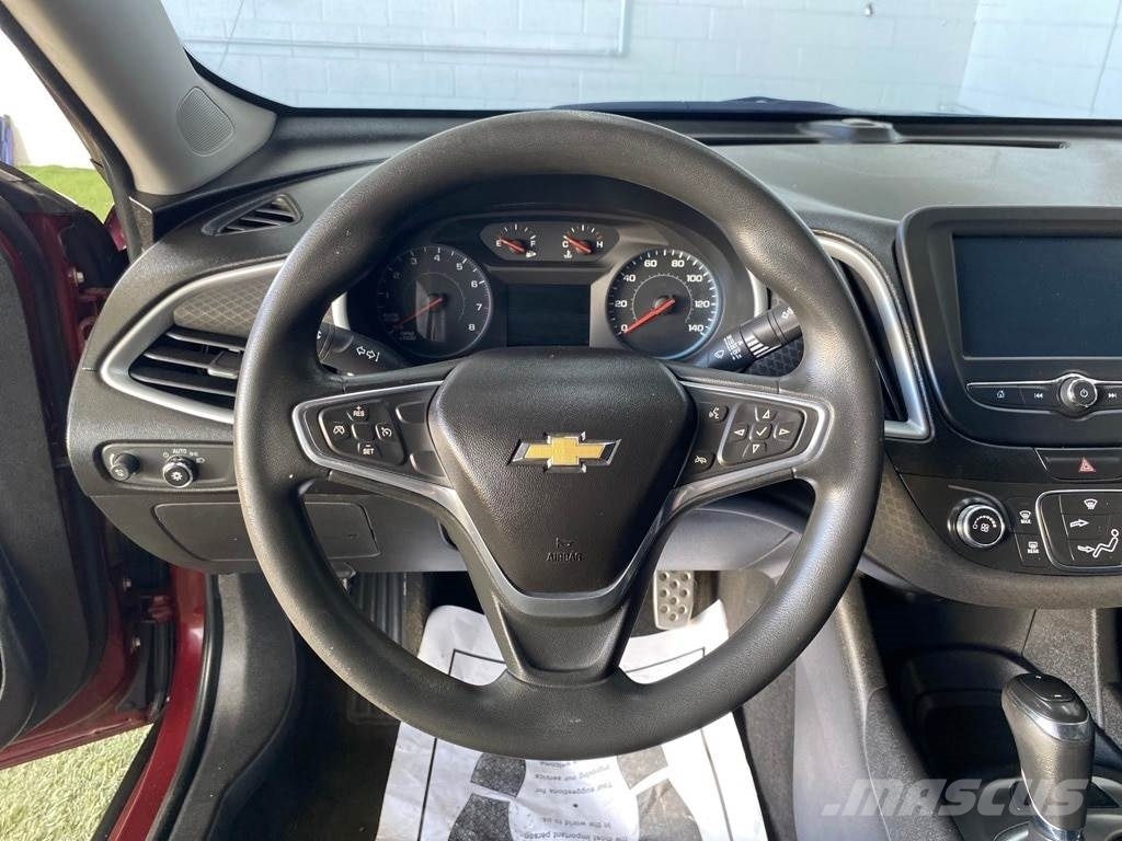Chevrolet Malibu Avtomobili