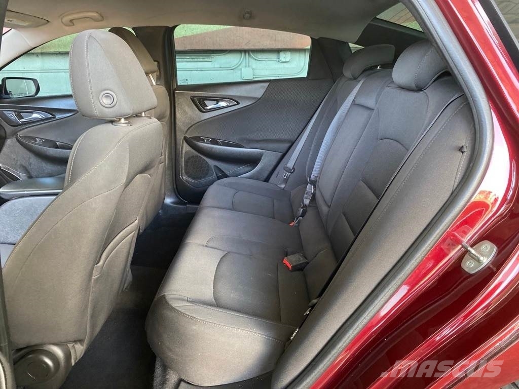 Chevrolet Malibu Avtomobili