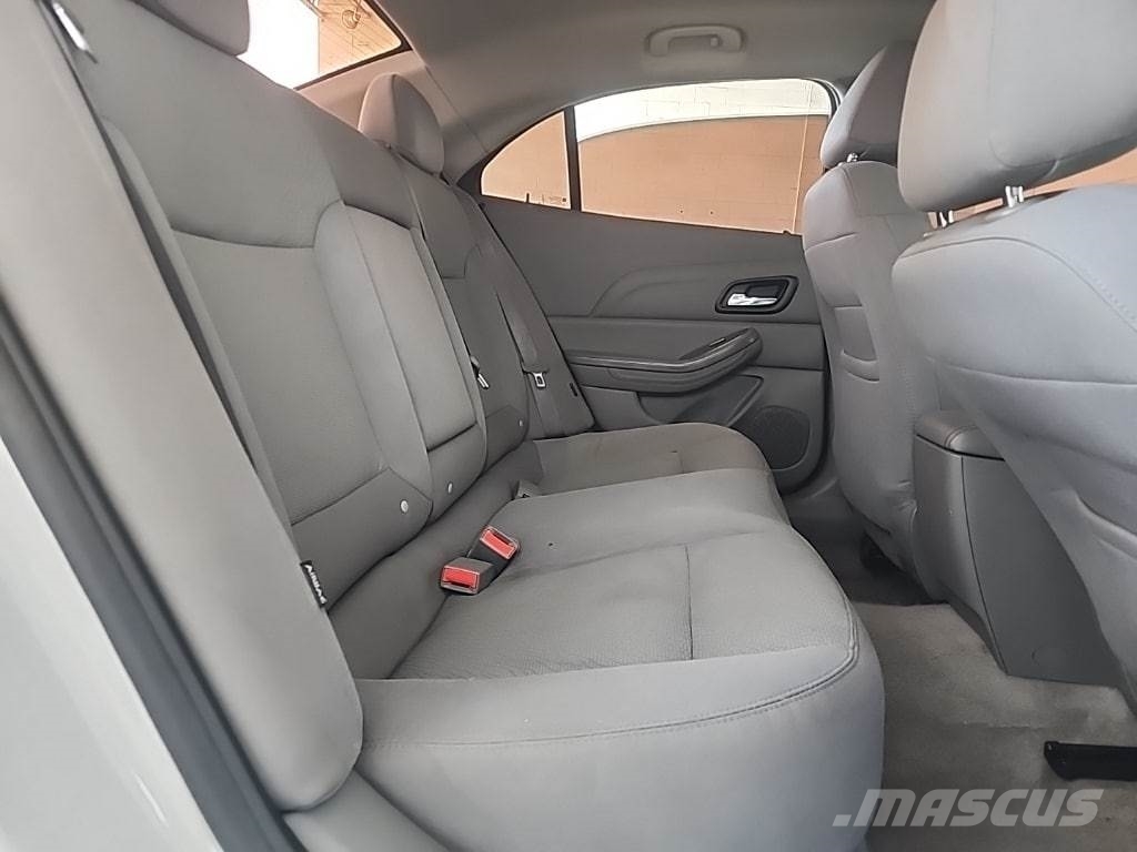 Chevrolet Malibu Avtomobili
