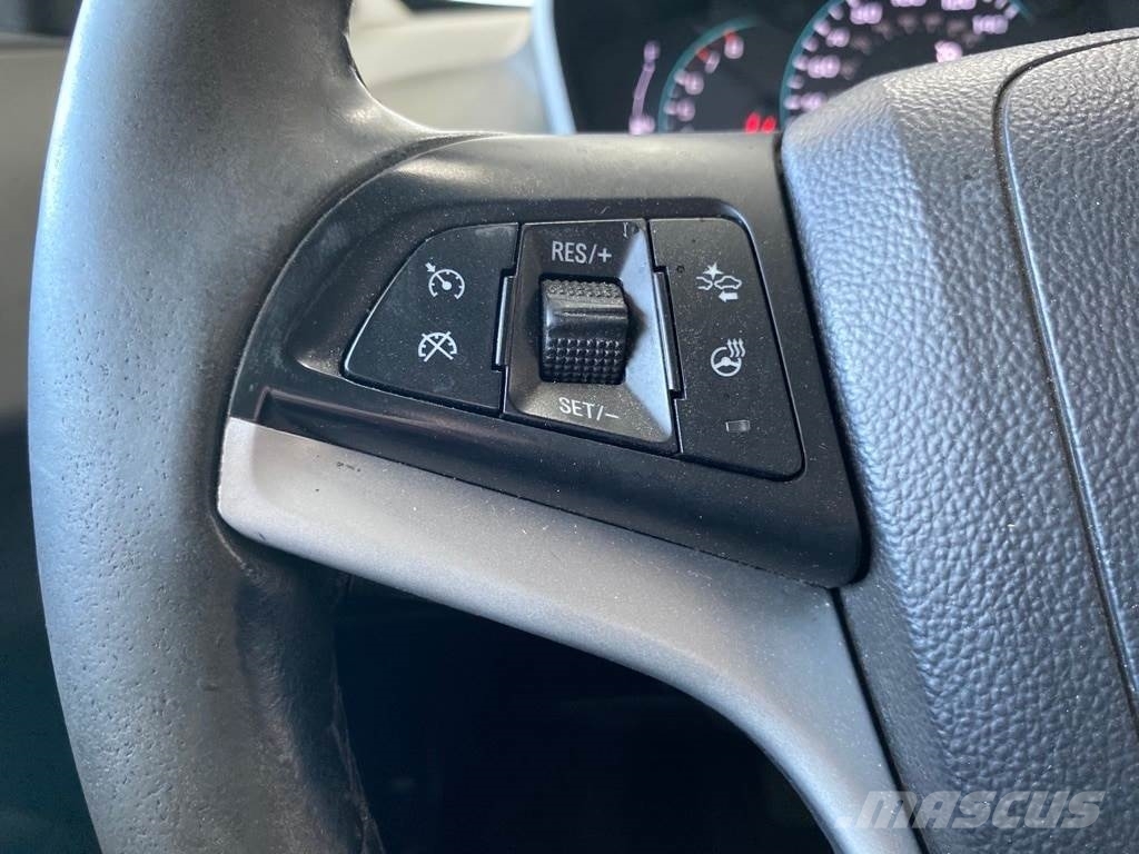 Chevrolet Sonic Легковые автомобили