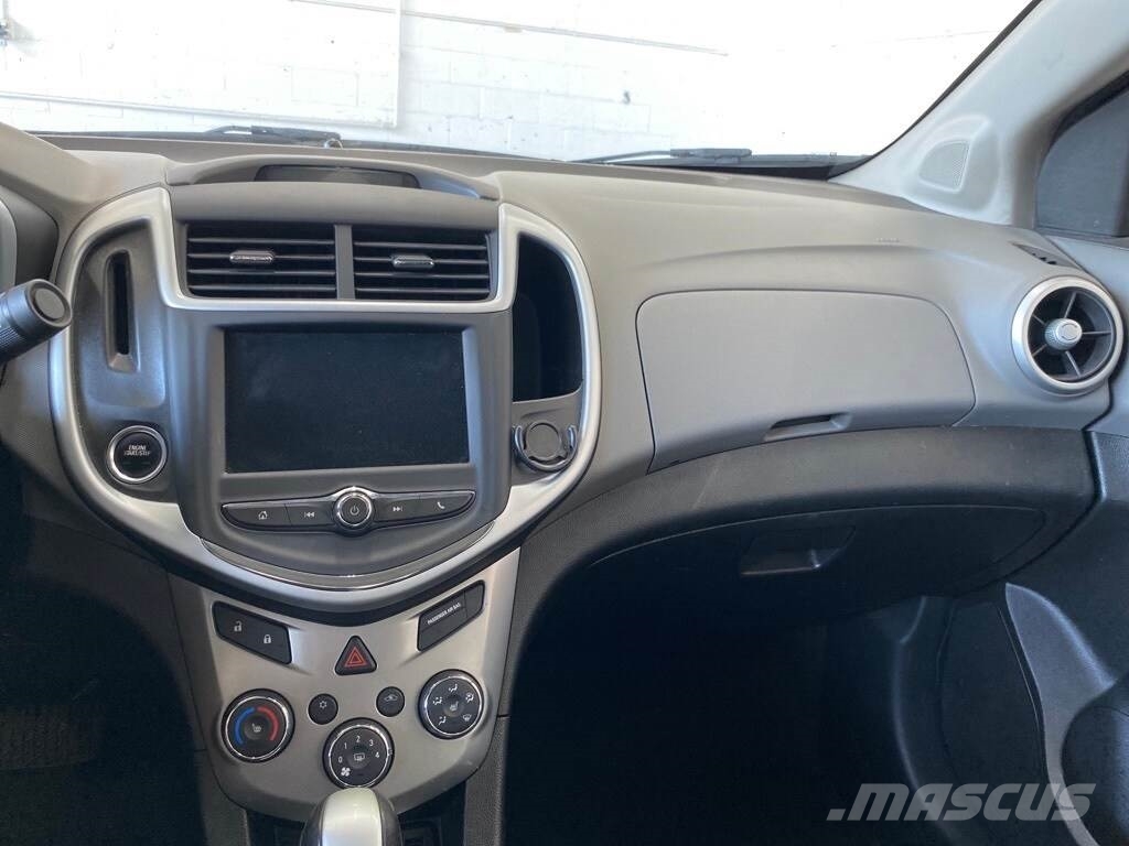 Chevrolet Sonic Легковые автомобили
