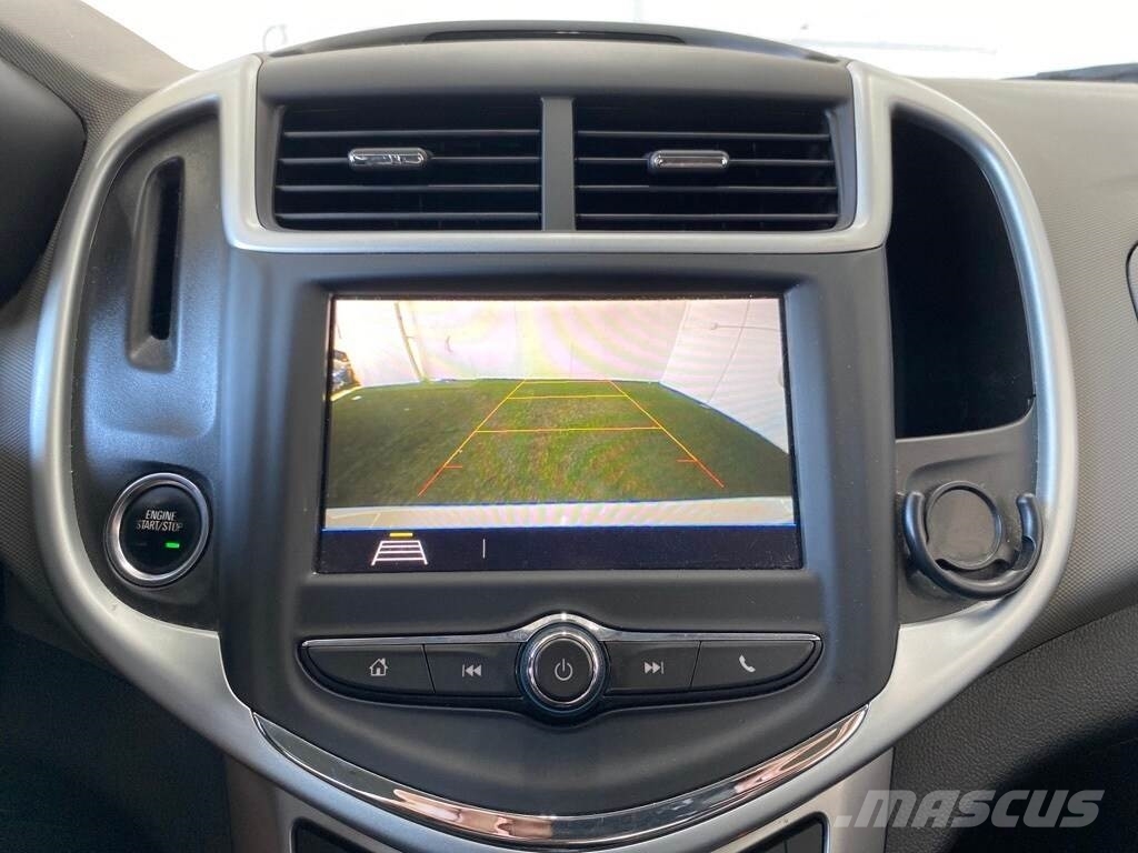 Chevrolet Sonic Легковые автомобили