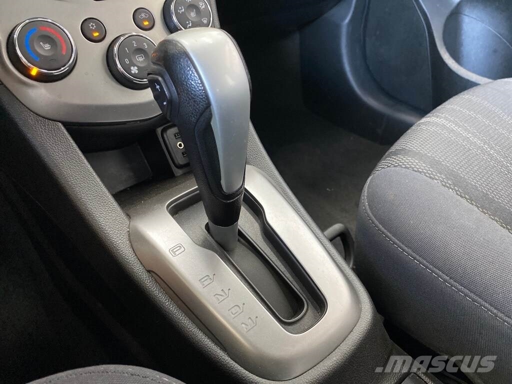 Chevrolet Sonic Легковые автомобили