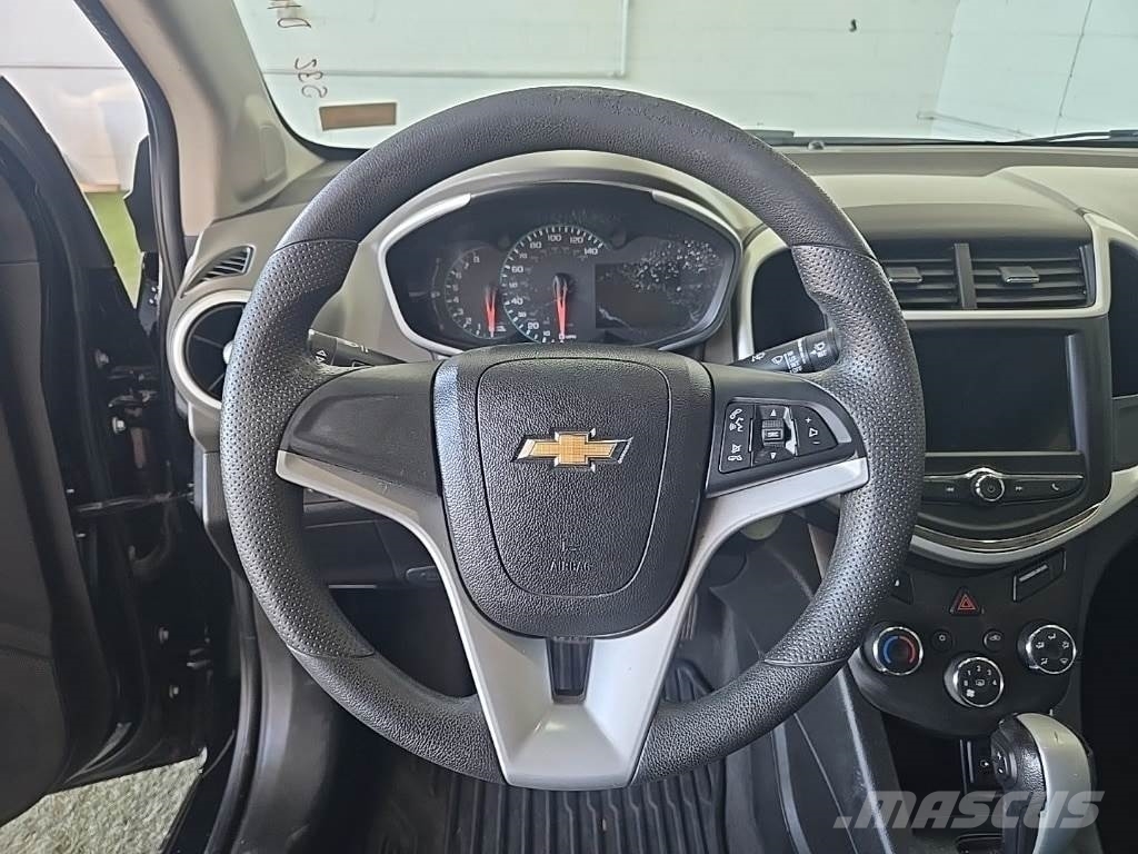 Chevrolet Sonic Легковые автомобили