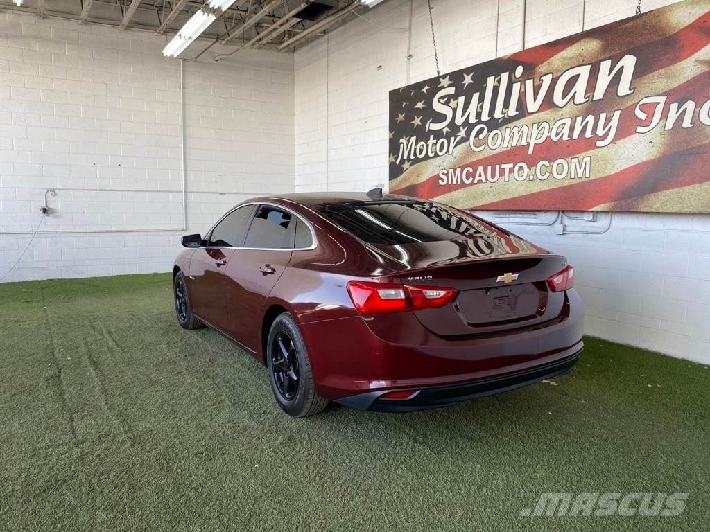 Chevrolet Malibu Avtomobili
