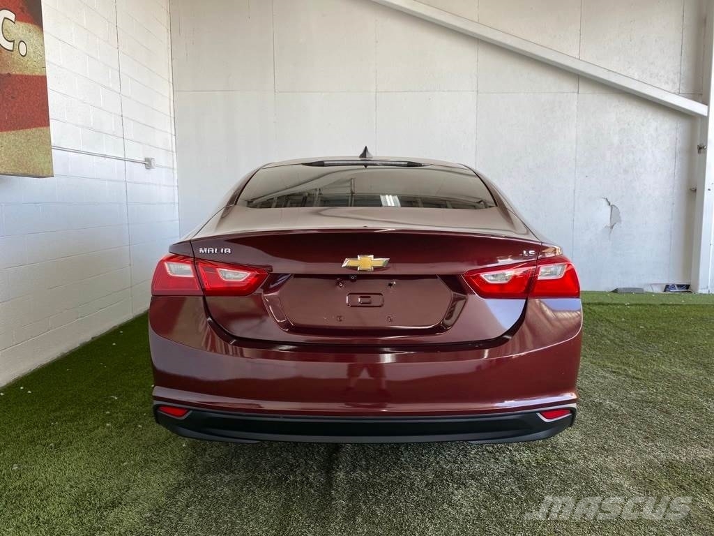 Chevrolet Malibu Avtomobili