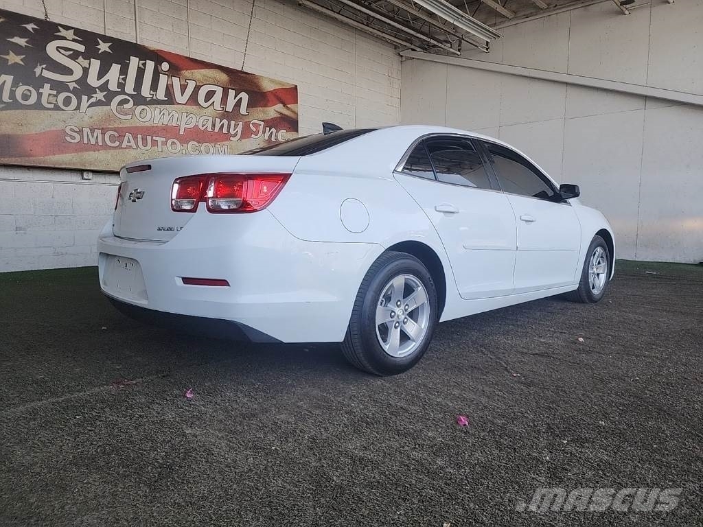 Chevrolet Malibu Avtomobili