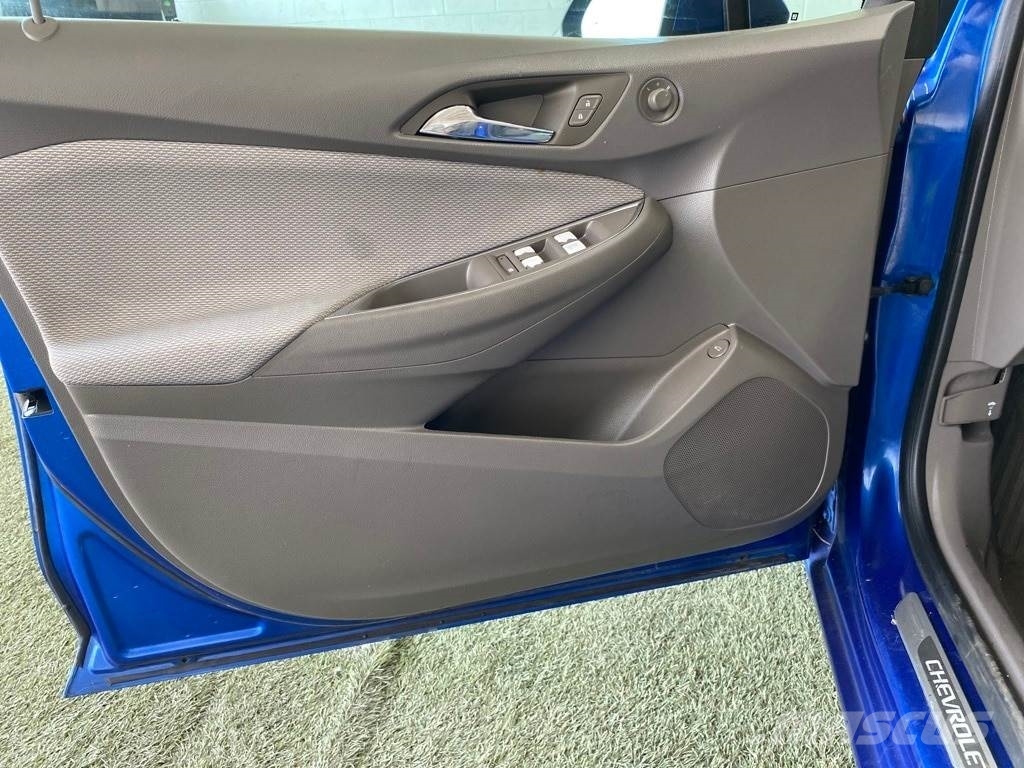 Chevrolet Cruze Voiture