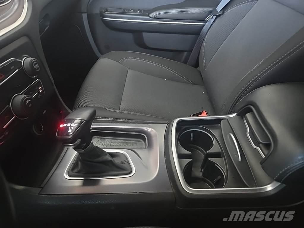 Dodge Charger Lengvieji automobiliai