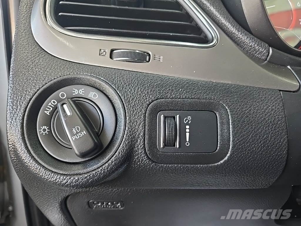 Dodge Journey Автомобілі