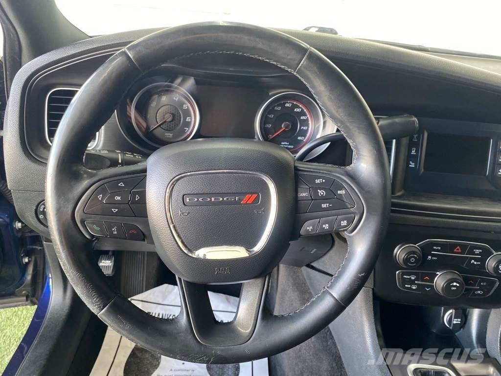 Dodge Charger Biler