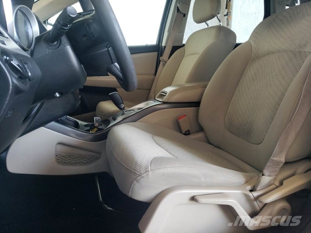 Dodge Journey Biler