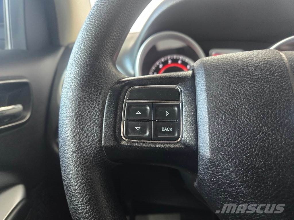 Dodge Journey PKWs