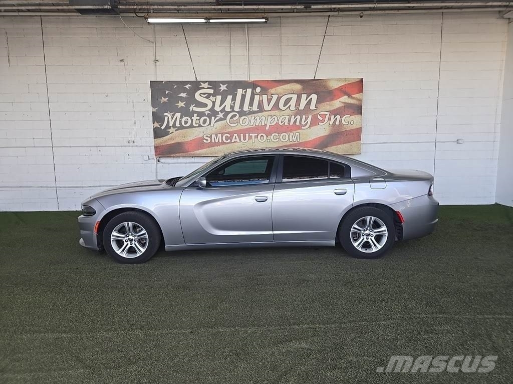 Dodge Charger Lengvieji automobiliai