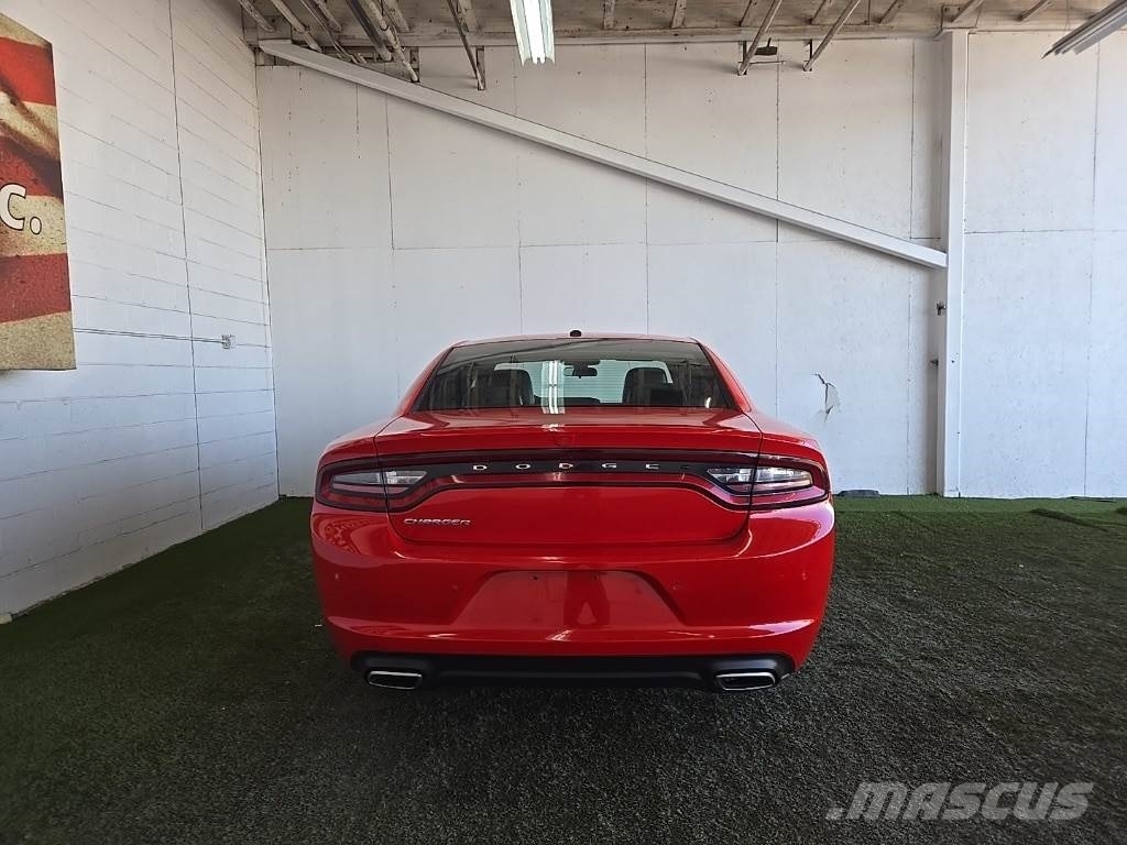 Dodge Charger Carros