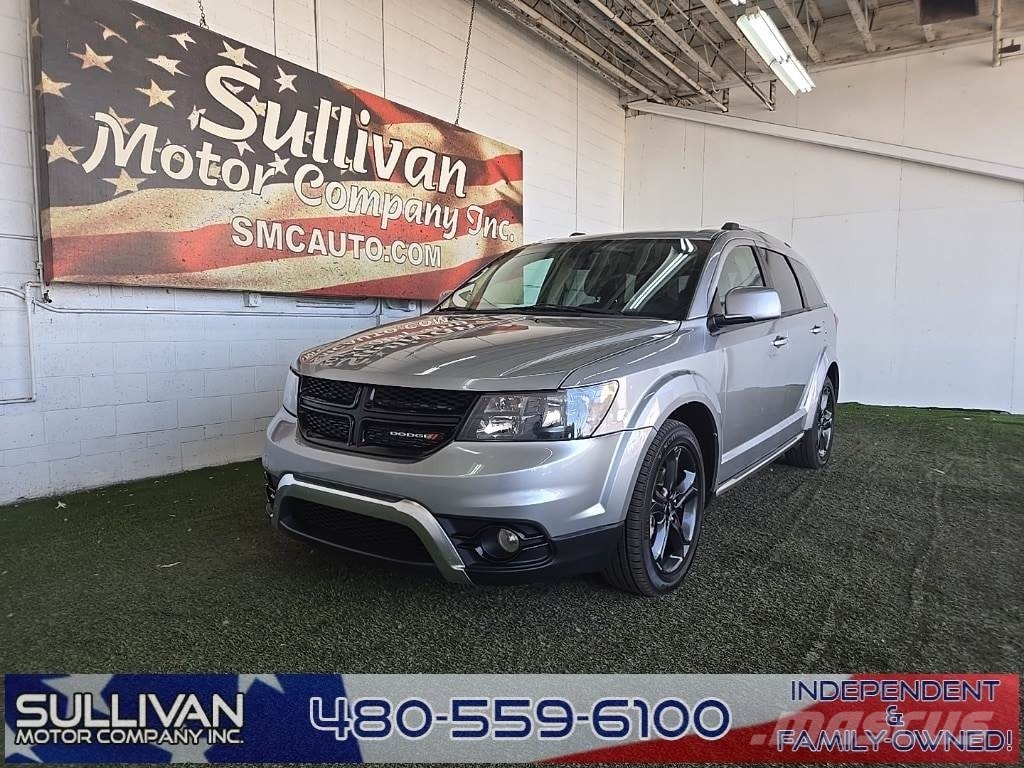 Dodge Journey Автомобілі