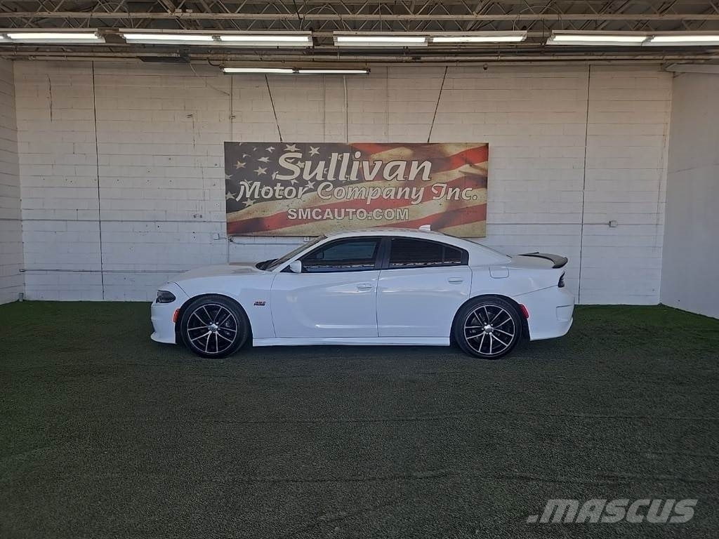 Dodge Charger PKWs