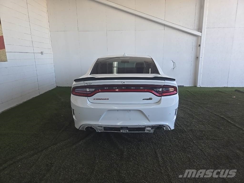Dodge Charger PKWs