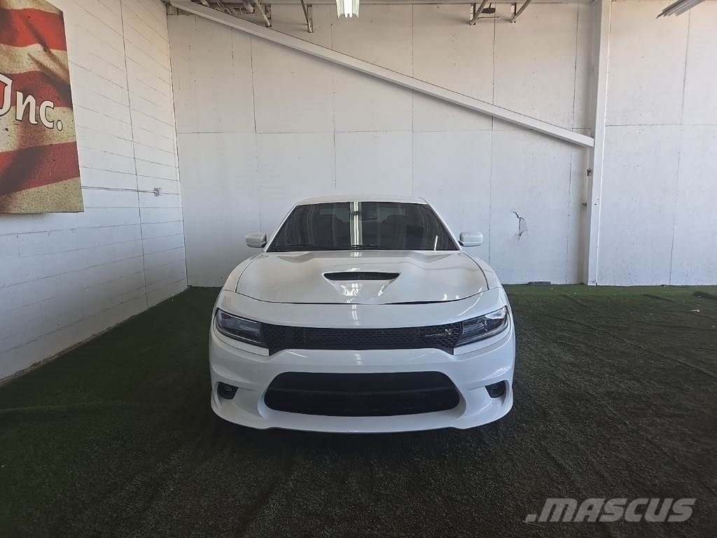 Dodge Charger PKWs