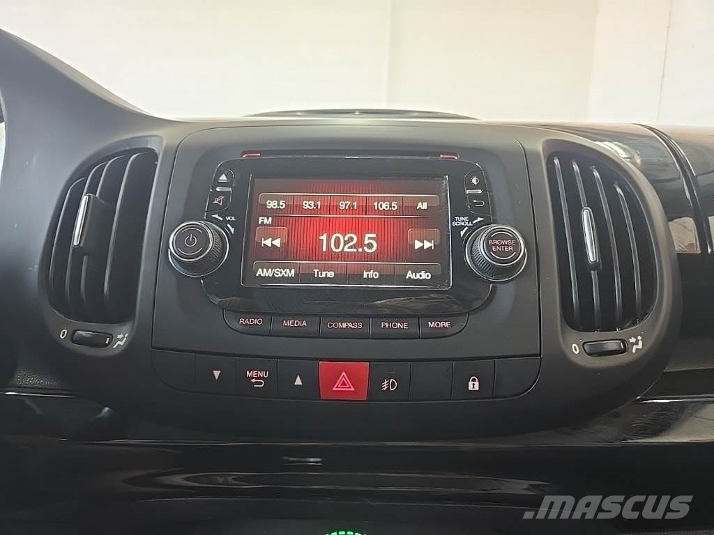 Fiat 500L Cars