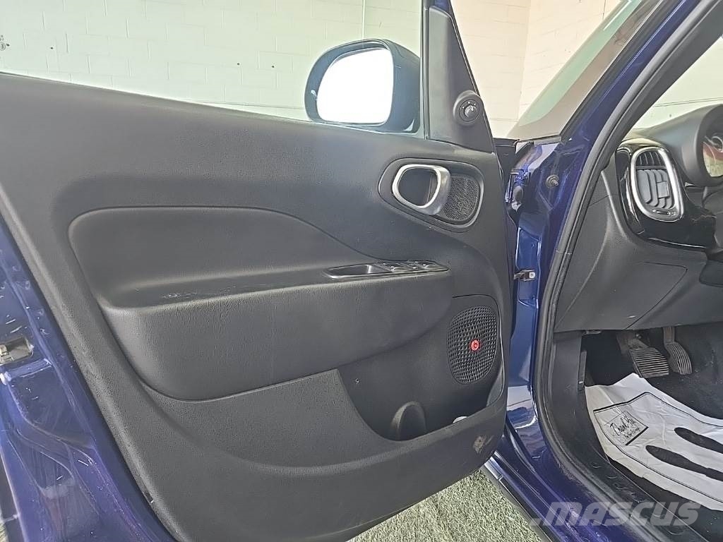 Fiat 500L Cars