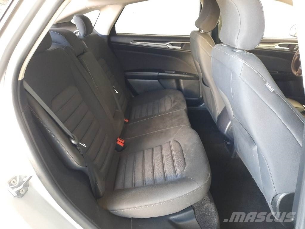 Ford Fusion 자동차