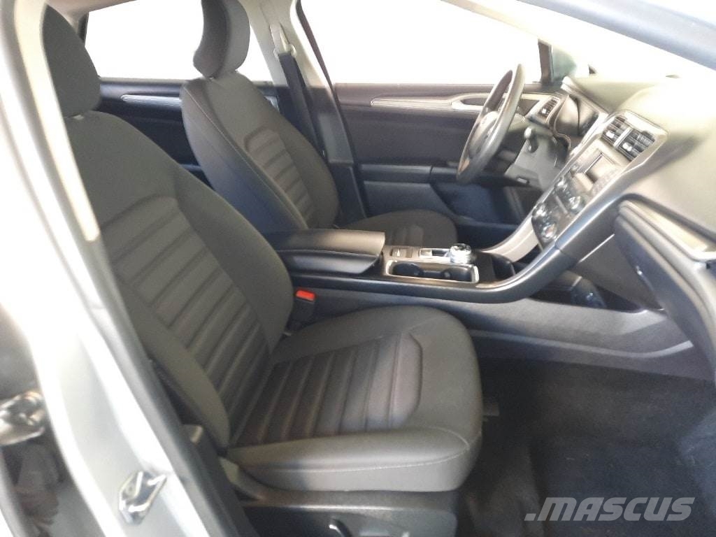 Ford Fusion 자동차