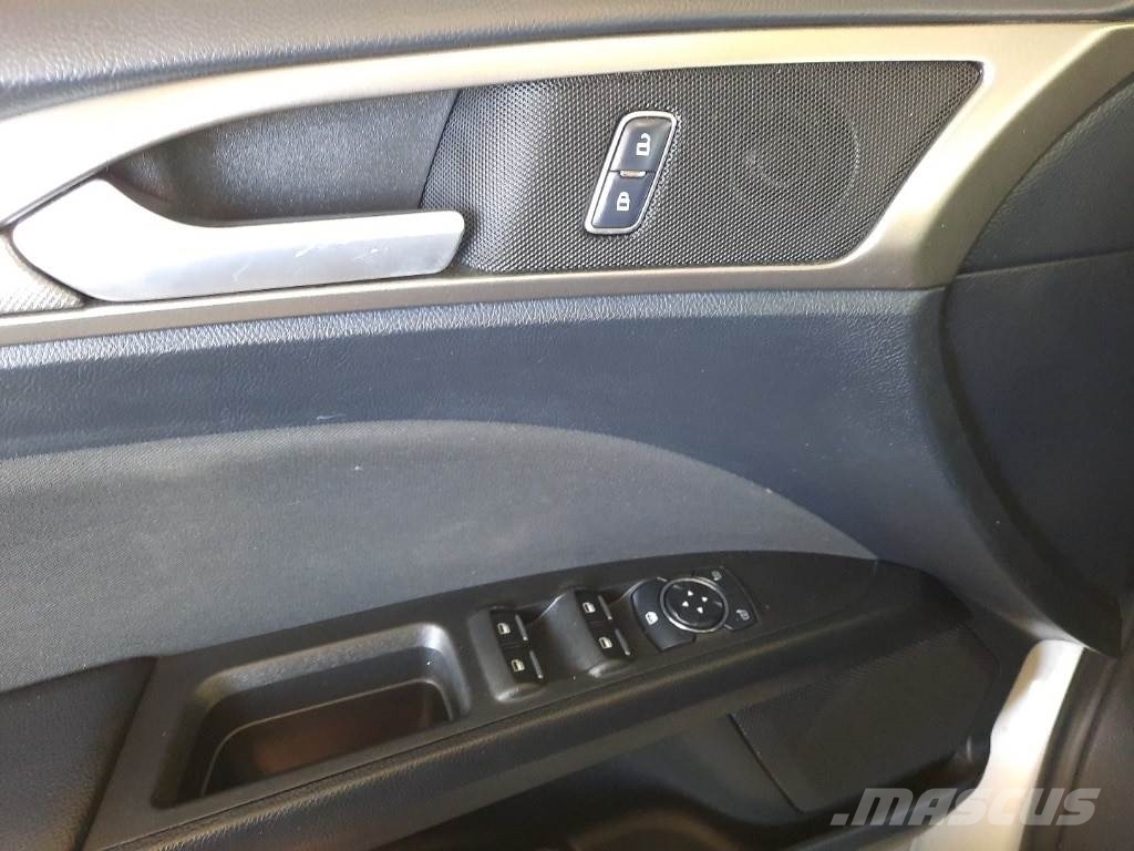 Ford Fusion 자동차