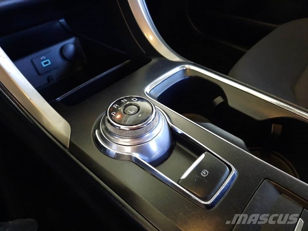 Ford Fusion 자동차