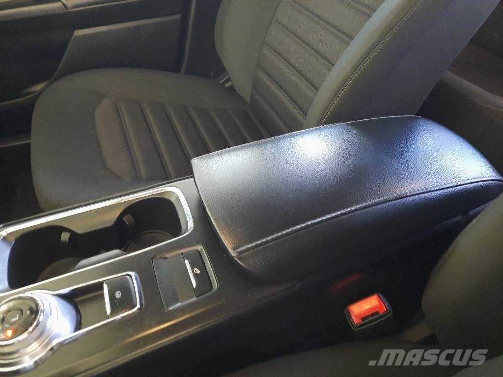 Ford Fusion 자동차