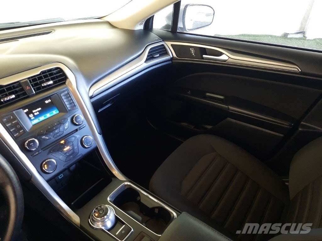 Ford Fusion 자동차