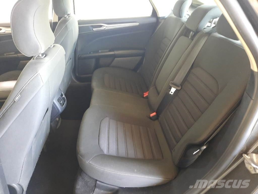 Ford Fusion 자동차