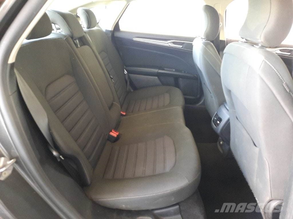 Ford Fusion 자동차