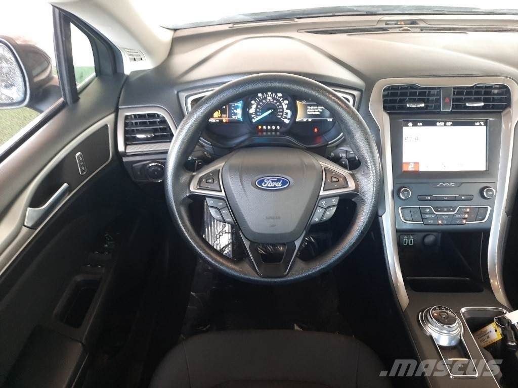 Ford Fusion 자동차