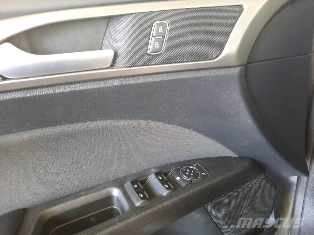 Ford Fusion 자동차