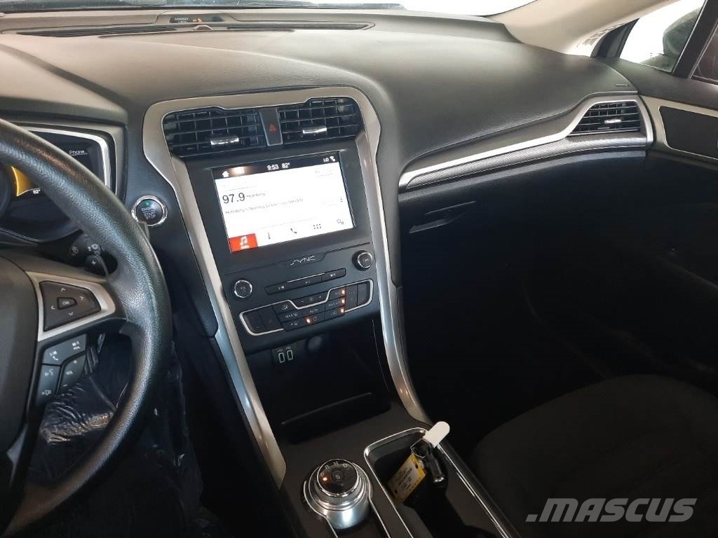 Ford Fusion 자동차